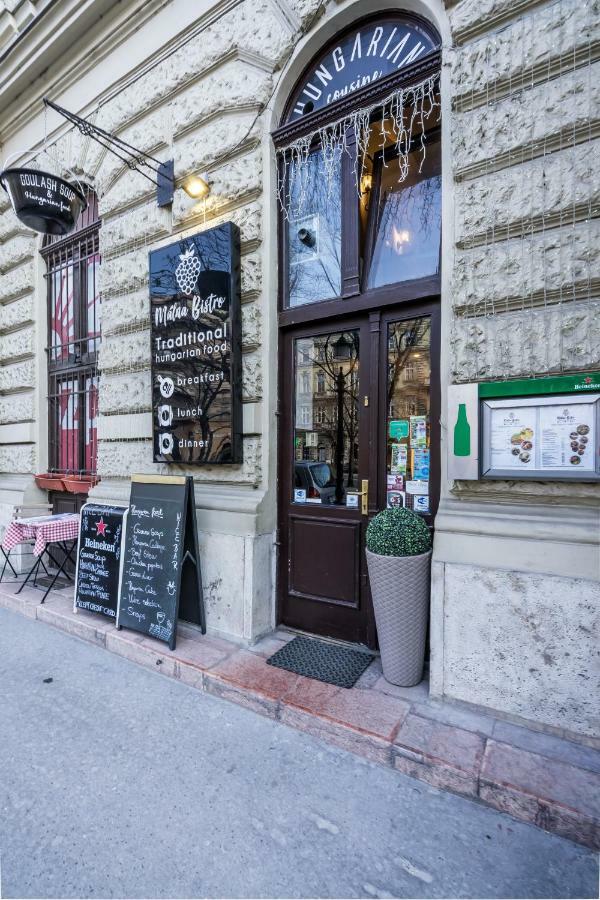 Bpr Luxurious & Stylish Duplex Home Budapest Exterior photo
