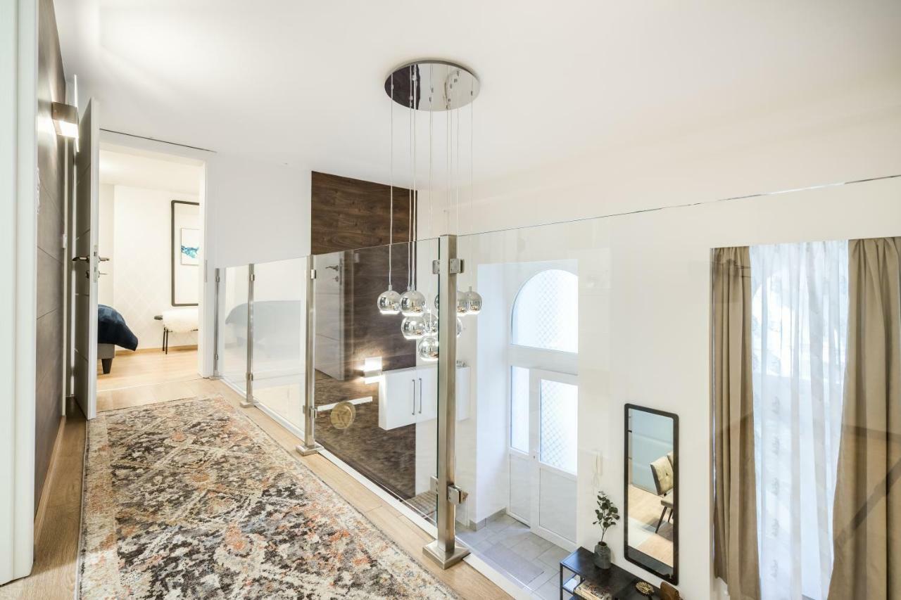 Bpr Luxurious & Stylish Duplex Home Budapest Exterior photo